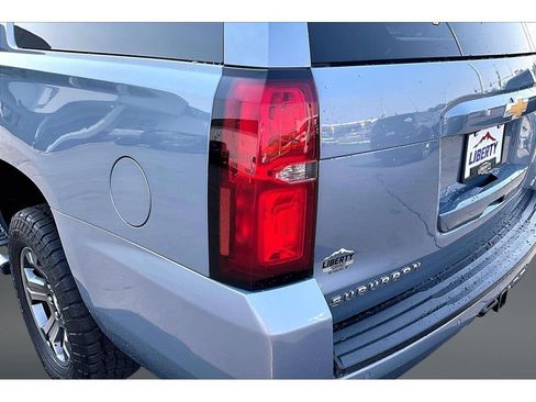 Used 2016 Chevrolet Suburban LT AWD/4WD image 20