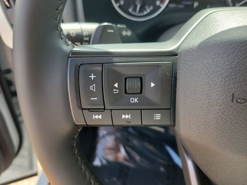Used 2026 Nissan Rogue SV FWD image 19