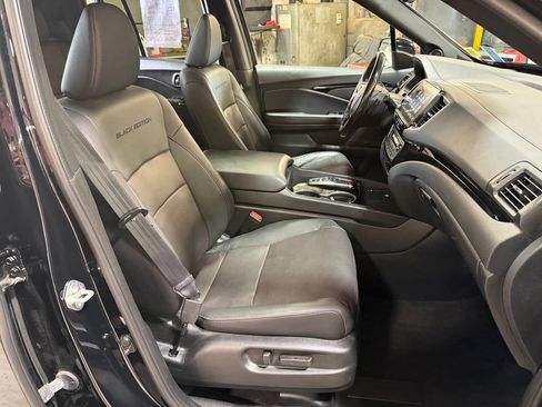 Used 2024 Honda Ridgeline Black Edition image 26