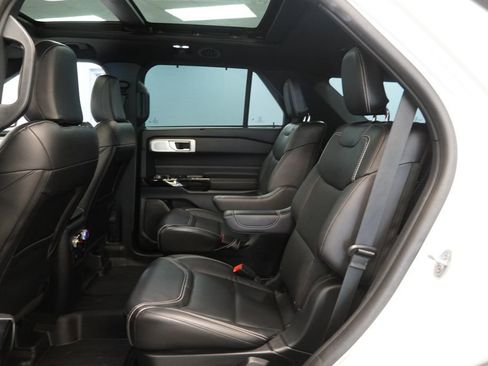 Used 2024 Ford Explorer ST w/ Equipment Group 401A AWD/4WD image 29