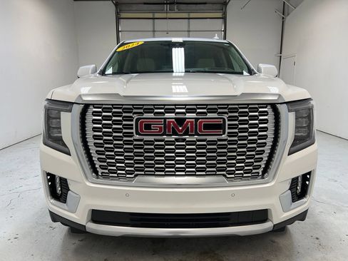 Used 2024 GMC Yukon Denali AWD/4WD image 13