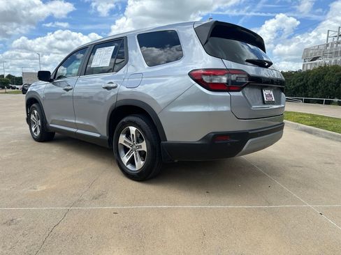 Used 2024 Honda Pilot EX-L image 18
