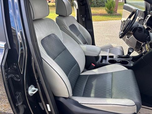 Used 2017 Kia Sportage SX image 10