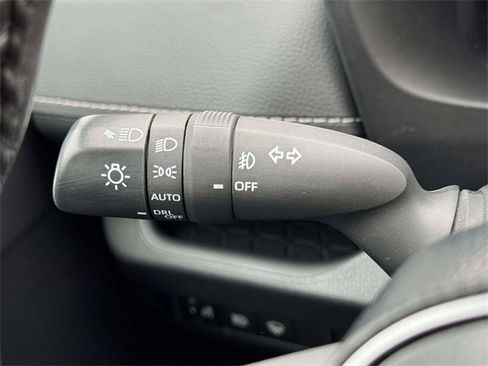 Used 2021 Toyota RAV4 XLE image 22