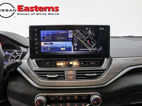 Used 2023 Nissan Altima 2.5 SV w/ SV Premium Package image 15