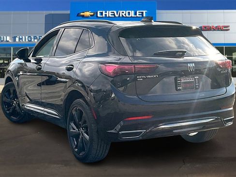 Used 2025 Buick Envision Sport Touring image 4