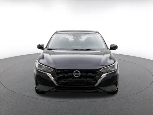 Used 2025 Nissan Sentra SV FWD image 2