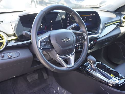 Used 2026 Chevrolet Trax ACTIV w/ Driver Confidence Package FWD image 10