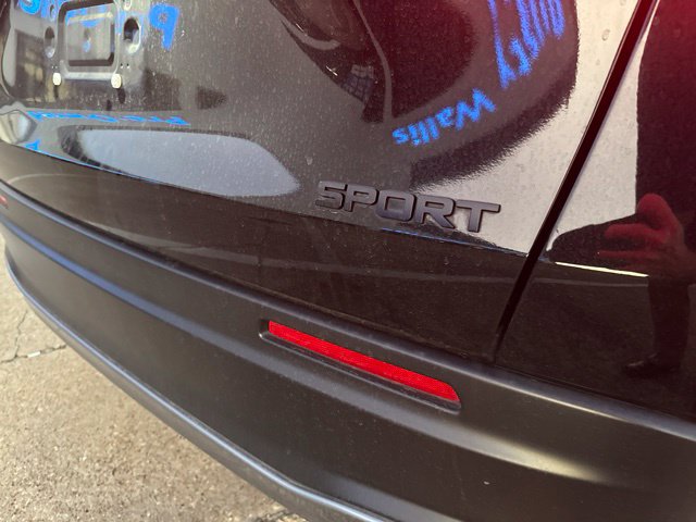 Used 2025 Honda HR-V Sport image 6