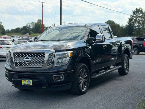 Used 2017 Nissan Titan Platinum Reserve AWD/4WD image 2
