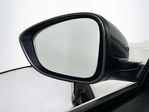 Used 2025 Honda Accord SE image 16
