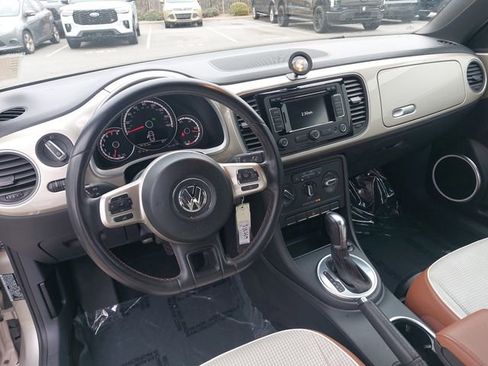 Used 2015 Volkswagen Beetle 1.8T image 16