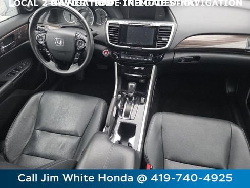 Certified 2017 Honda Accord Touring image 23