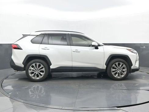 Used 2023 Toyota RAV4 XLE Premium AWD/4WD image 2