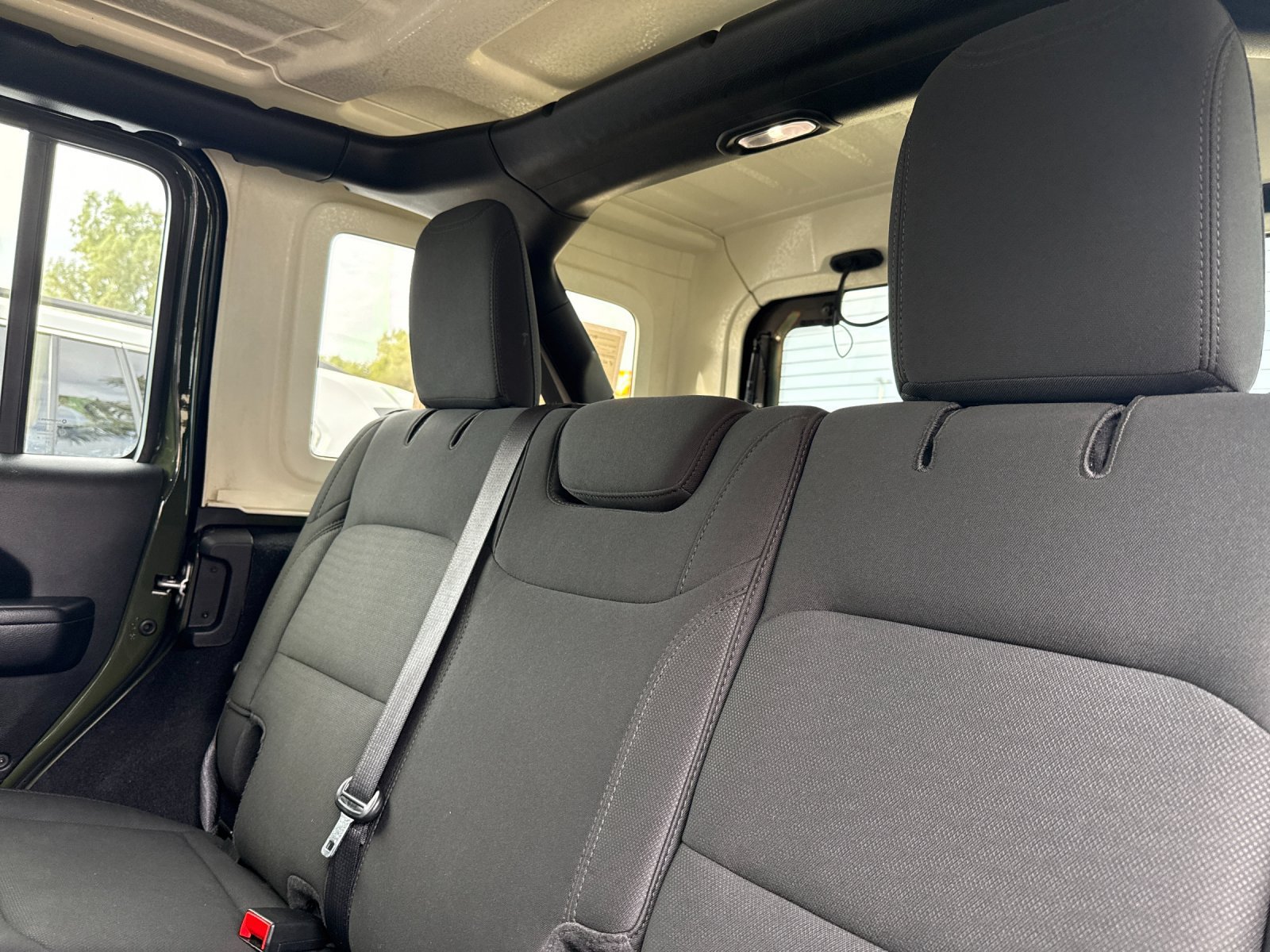 Used 2021 Jeep Wrangler Unlimited Sport AWD/4WD image 11
