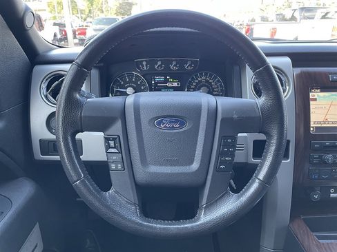 Used 2012 Ford F150 Lariat w/ Lariat Chrome Pkg image 25