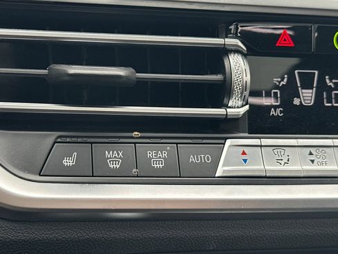 Used 2021 BMW 330e w/ Driving Assistance Package image 29