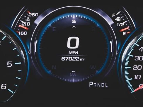 Used 2017 GMC Yukon Denali AWD/4WD image 11