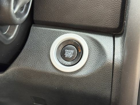 Used 2016 RAM 2500 Limited image 24