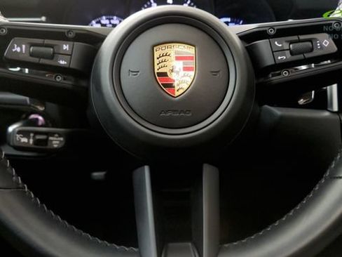 Used 2024 Porsche Macan S AWD/4WD image 56