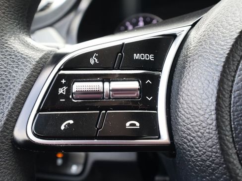 Used 2021 Kia Seltos LX image 15