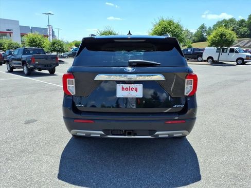 Used 2022 Ford Explorer XLT AWD/4WD image 6