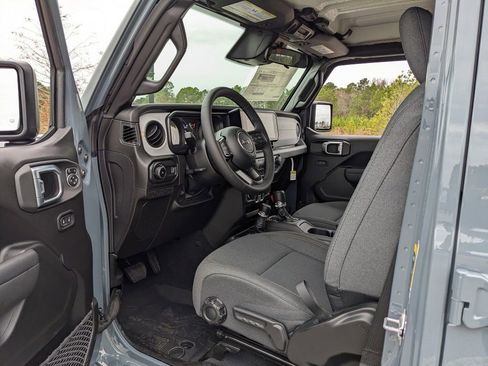 New 2026 Jeep Wrangler Sport S image 31