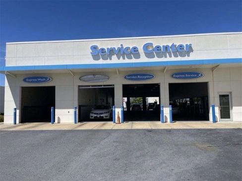 Used 2019 Chevrolet Colorado LT w/ LT Convenience Package image 32