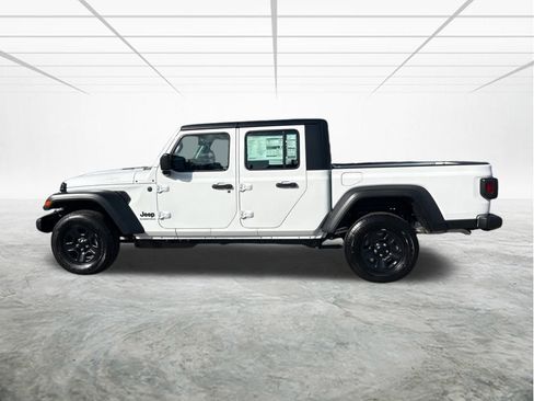 New 2026 Jeep Gladiator Sport image 7