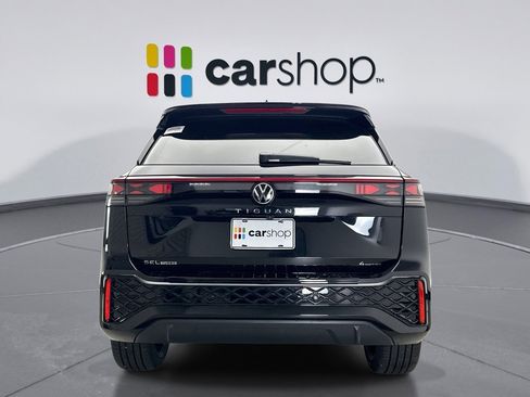 Used 2026 Volkswagen Tiguan SEL R-Line image 4