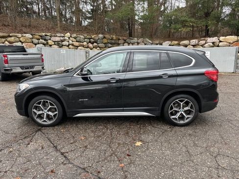 Used 2018 BMW X1 xDrive28i image 2