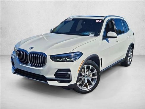 Used 2023 BMW X5 xDrive40i w/ Premium Package image 1