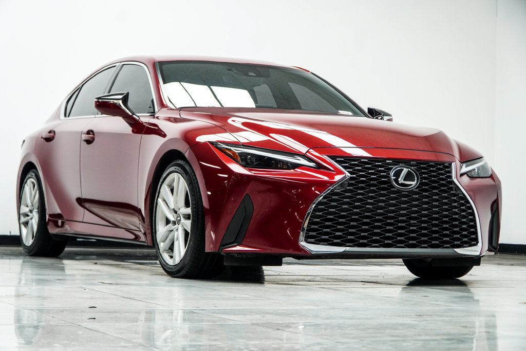 Used 2024 Lexus IS 300 w/ Comfort Package RWD image 4