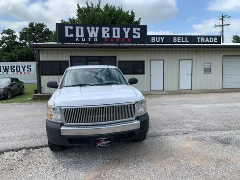 Used 2007 Chevrolet Silverado 1500 W/T RWD image 7