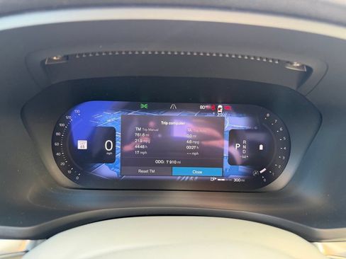 Used 2024 Volvo S60 B5 Core FWD image 17