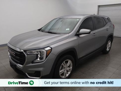 Used 2024 GMC Terrain SLE FWD image 1