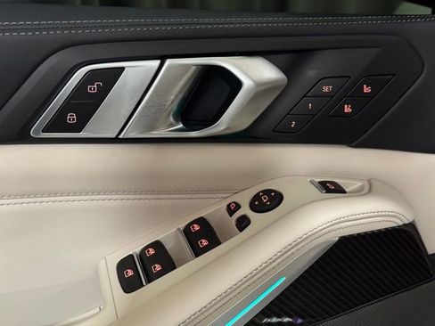 Used 2022 BMW X5 M50i w/ Premium Package image 14