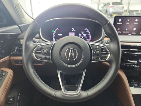 Used 2022 Acura MDX FWD w/ Technology Package image 12