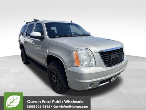 Used 2008 GMC Yukon SLE w/ Convenience Package AWD/4WD image 3