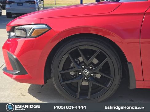 Used 2024 Honda Civic Sport image 8