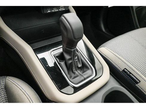 Used 2025 Subaru Forester Premium w/ Convenience Package #2 image 23