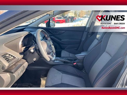 Used 2023 Subaru Crosstrek 2.0i Premium image 11