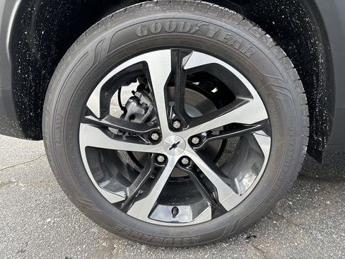 New 2026 Chevrolet Trax RS w/ Sunroof Package image 39