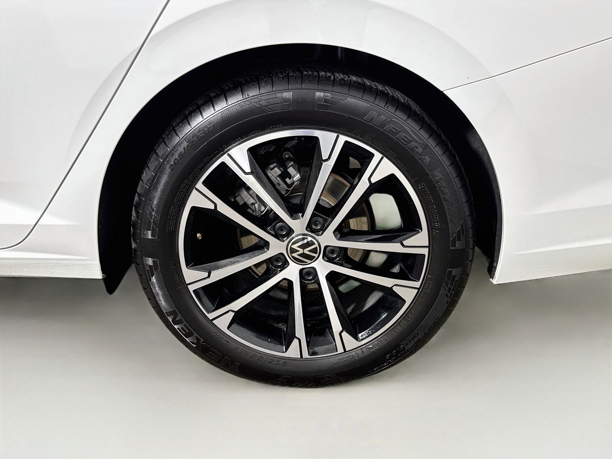 Used 2025 Volkswagen Jetta Sport FWD image 26