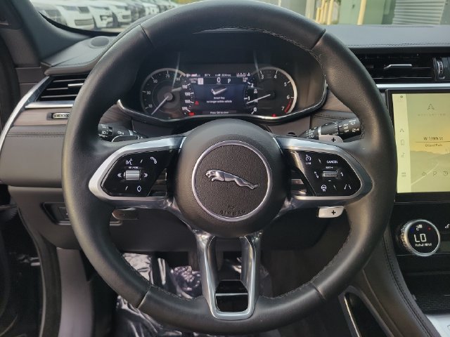 Used 2023 Jaguar F-PACE S AWD/4WD image 24