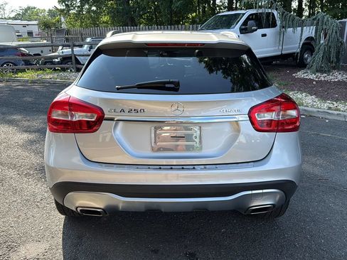 Used 2018 Mercedes-Benz GLA 250 4MATIC image 6