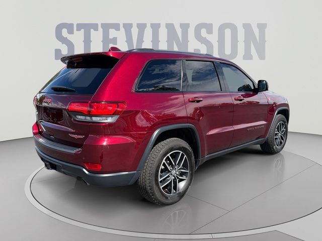 Used 2017 Jeep Grand Cherokee Trailhawk AWD/4WD image 5