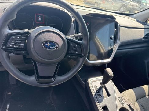 Used 2024 Subaru Crosstrek 2.0i Premium image 8