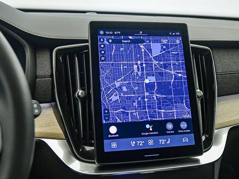 Certified 2025 Volvo XC90 B6 Core w/ Protection Package Premier image 29