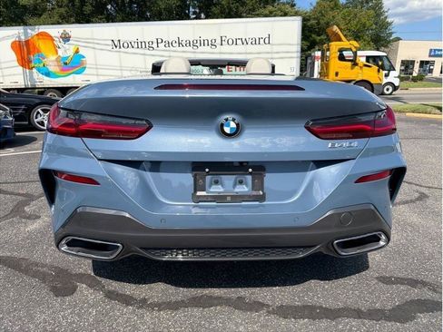 Used 2022 BMW 840i Convertible w/ Comfort Seating Package RWD image 5